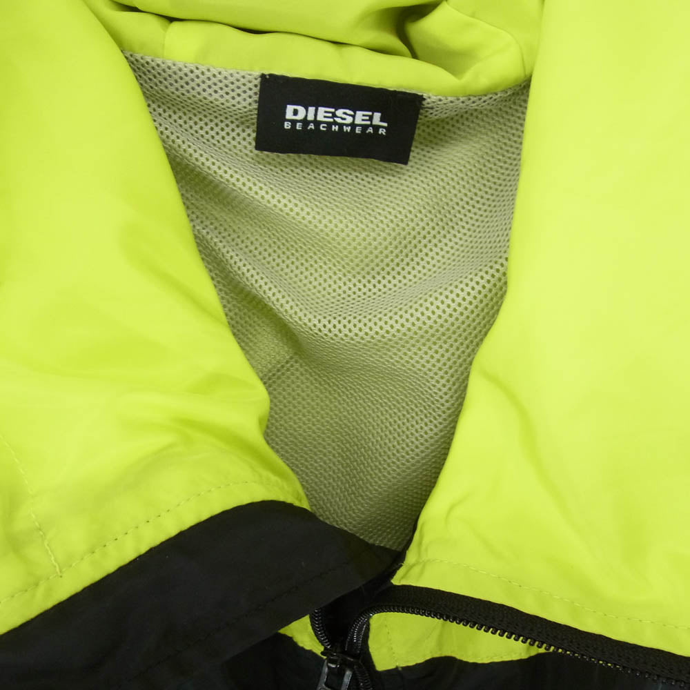 DIESEL ディーゼル リフレクター バッグ ロゴ ナイロン ジャケット ブラック系 M【中古】