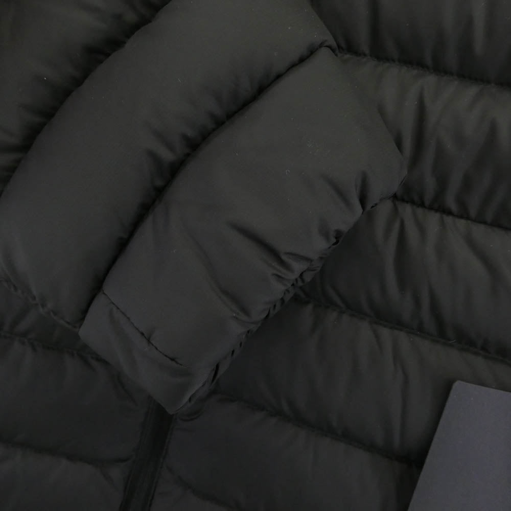 ARC'TERYX アークテリクス X000010579 Cerium Jacket セリウム ダウン ジャケット ブラック系 S【美品】【中古】