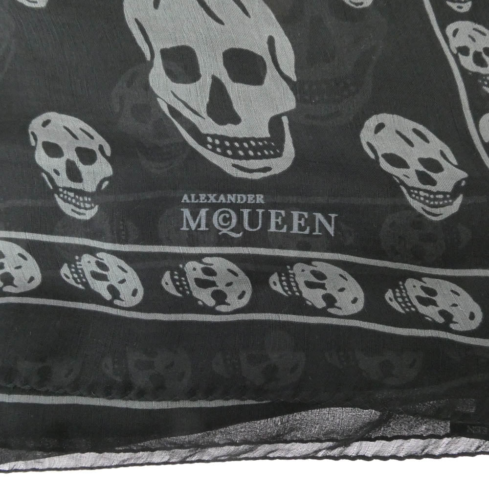 Alexander McQueen アレキサンダーマックイーン イタリア製 シルク100% スカル柄 スカーフ 大判ストール ブラック系【中古】