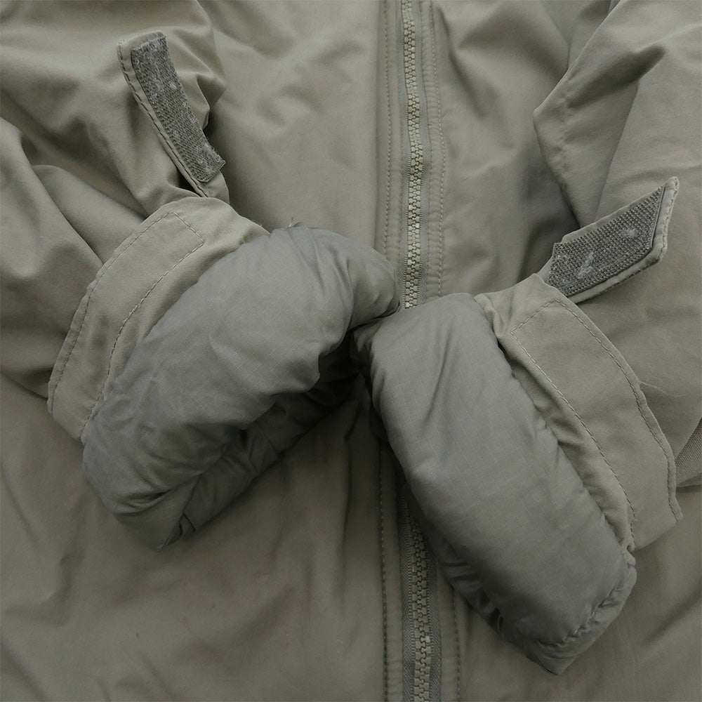 スターリングウエア オブ ボストン U.S.Army 米軍 実物 ECWCS Gen III Level 7 プリマロフト ミリタリー ジャケット グレー系 M【中古】