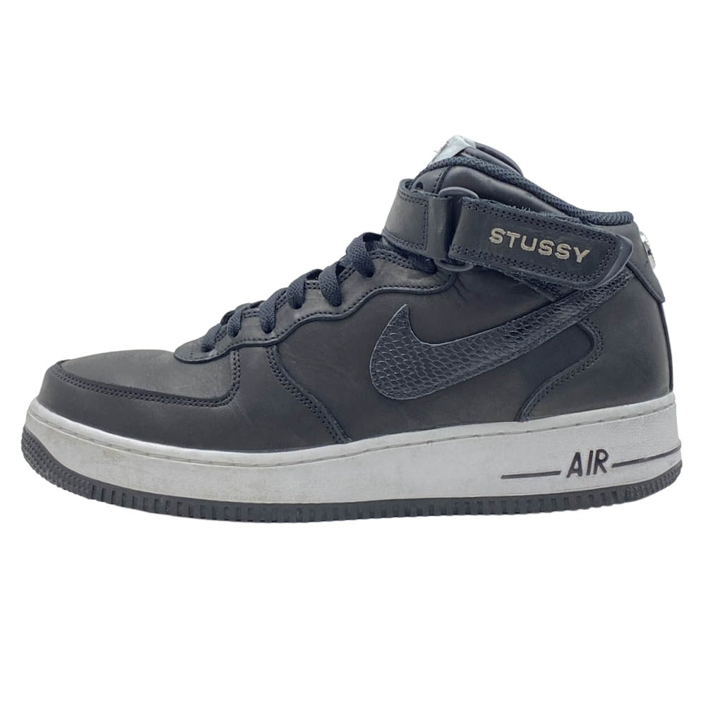 NIKE ナイキ STUSSY ステューシー DJ7840-001 × Stussy Air Force 1 Mid Black 【フェイクバスターズ鑑定済】ステューシー ナイキ エアフォース1 ミッド ブラック ハイカット スニーカー ブラック系 27.5cm【中古】