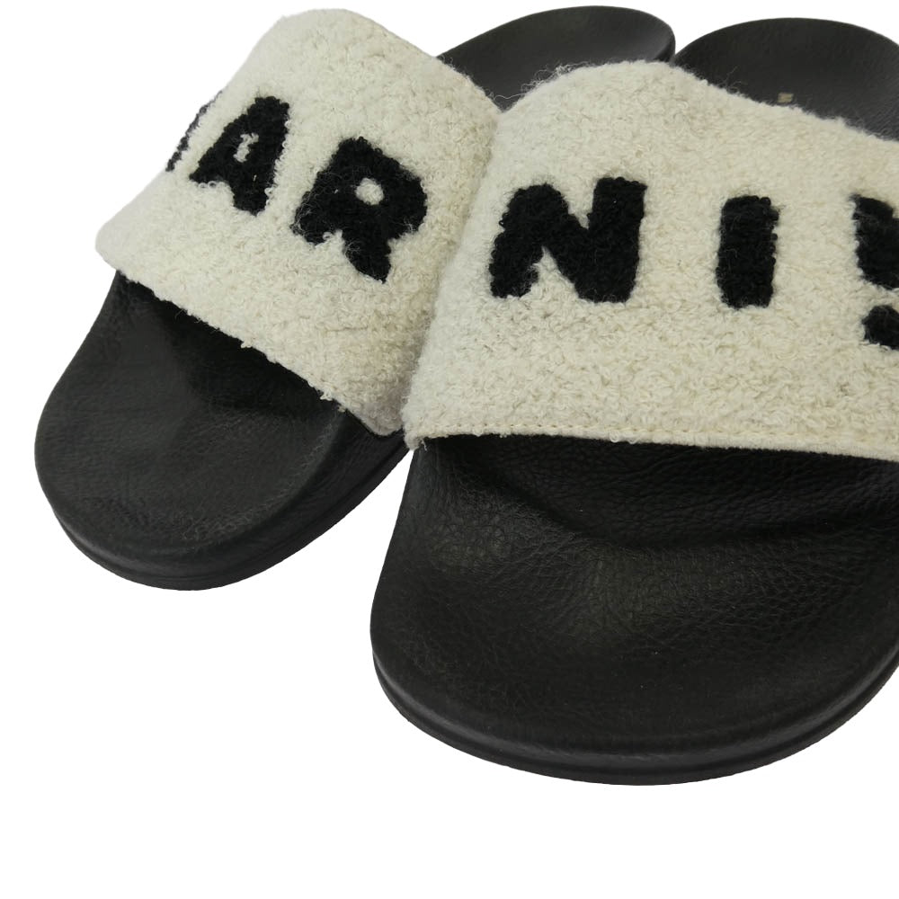 MARNI マルニ ロゴ ボア シャワーサンダル スライド ブラック系 ホワイト系 42【中古】