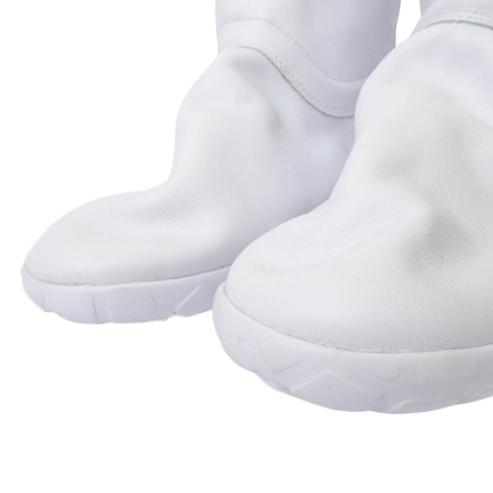 COMME des GARCONS コムデギャルソン 924488-100 WMNS Air Chukka Moc CDG チャッカ・モック ホワイト ホワイト系 25cm【中古】