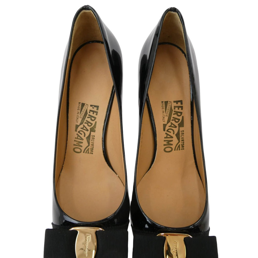 Salvatore Ferragamo サルヴァトーレフェラガモ 574563 CARLA 70 リボン ヒール パンプス ブラック系 6【極上美品】【中古】