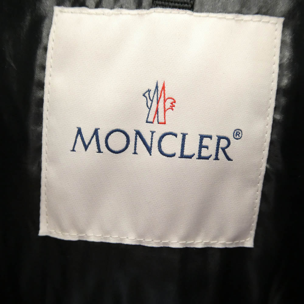 MONCLER モンクレール 20AW F20911B56900 モンクレールジャパンタグ MONTCLA GIUBBOTTO モンクラ ジップアップ ロゴ 刺繍 ラインテープ ダウン ジャケット ブラック系 2【中古】