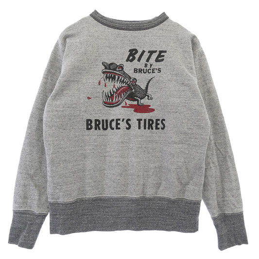 FREEWHEELERS フリーホイーラーズ 2434006 BRUCE'S TIRES CREW NECKED SWEAT SHIRT ブルースタイヤ クルーネック スウェット シャツ グレー系 マルチカラー系 40【極上美品】【中古】