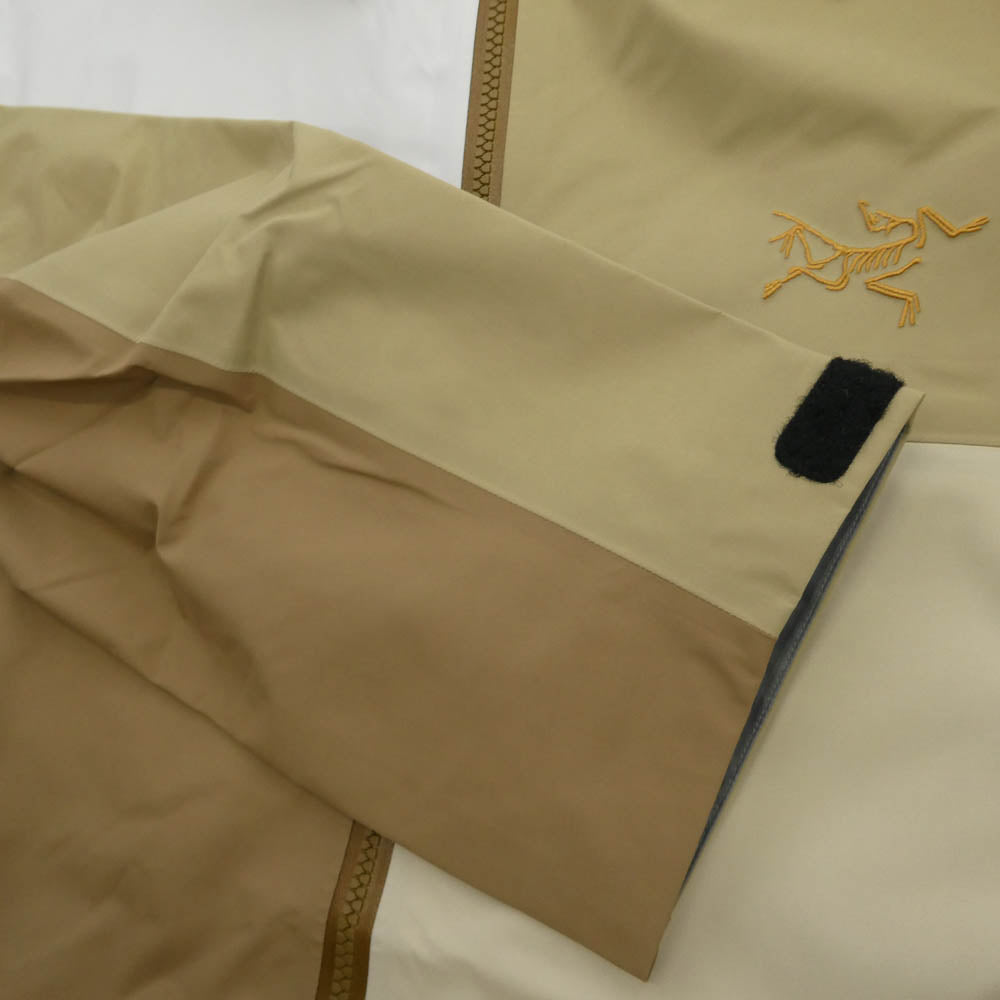 ARC'TERYX アークテリクス X000009269 x BEAMS Beta Jacket Nagomi x ビームス ベータ ジャケット ナゴミ (和み) ベージュ系 オフホワイト系 マルチカラー系 XL【新古品】【未使用】【中古】