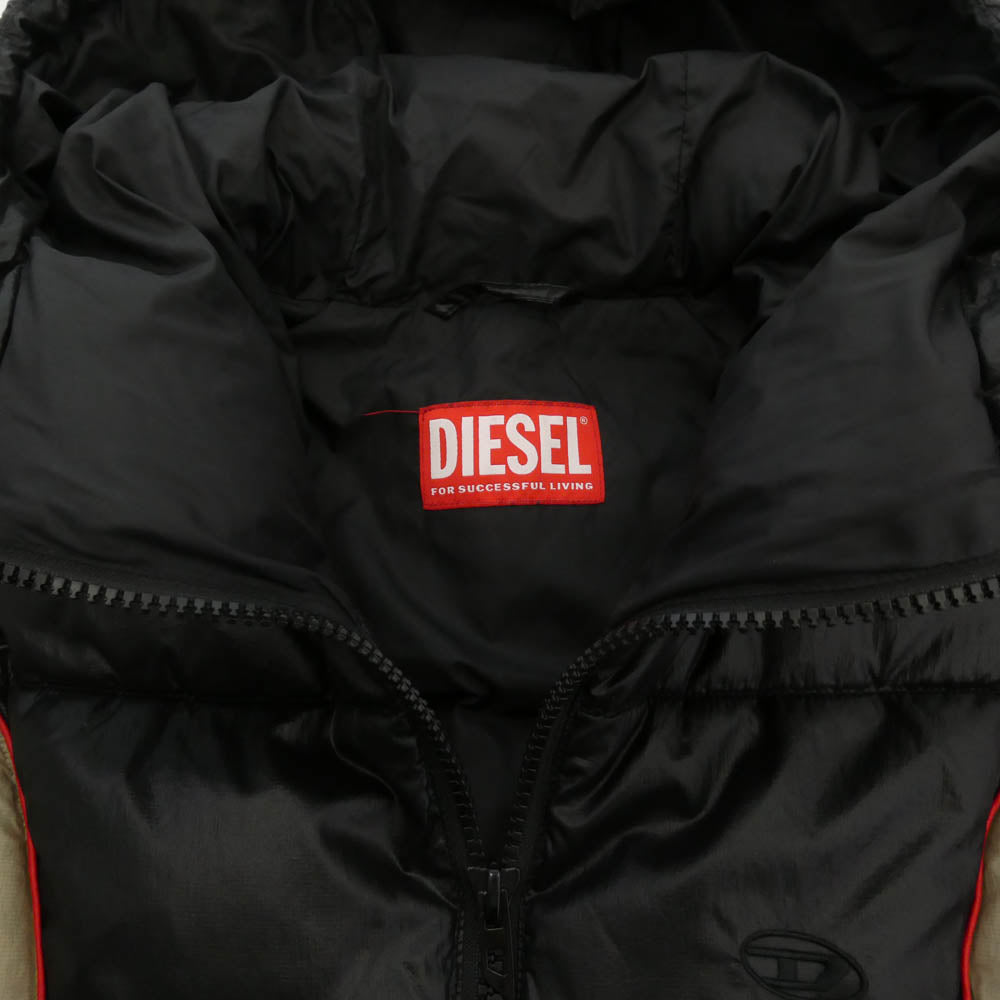 DIESEL ディーゼル 25AW A14406 0DBCH W-OSTEND-SL HOODED PUFFER VEST ロゴ刺繍 ナイロン 中綿 フーデッド ベスト ブラック系 ベージュ系 46【中古】