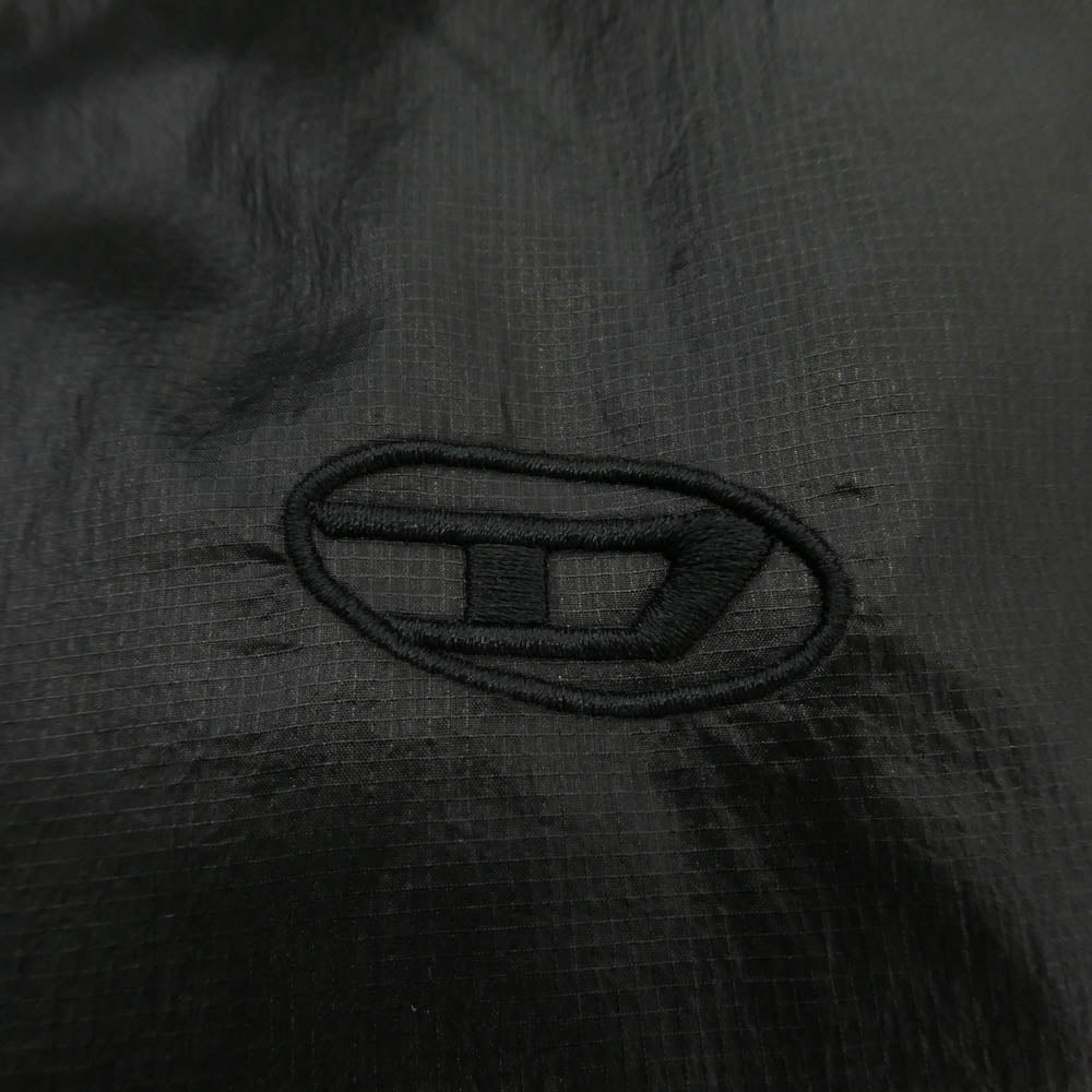 DIESEL ディーゼル 25AW A14406 0DBCH W-OSTEND-SL HOODED PUFFER VEST ロゴ刺繍 ナイロン 中綿 フーデッド ベスト ブラック系 ベージュ系 46【中古】