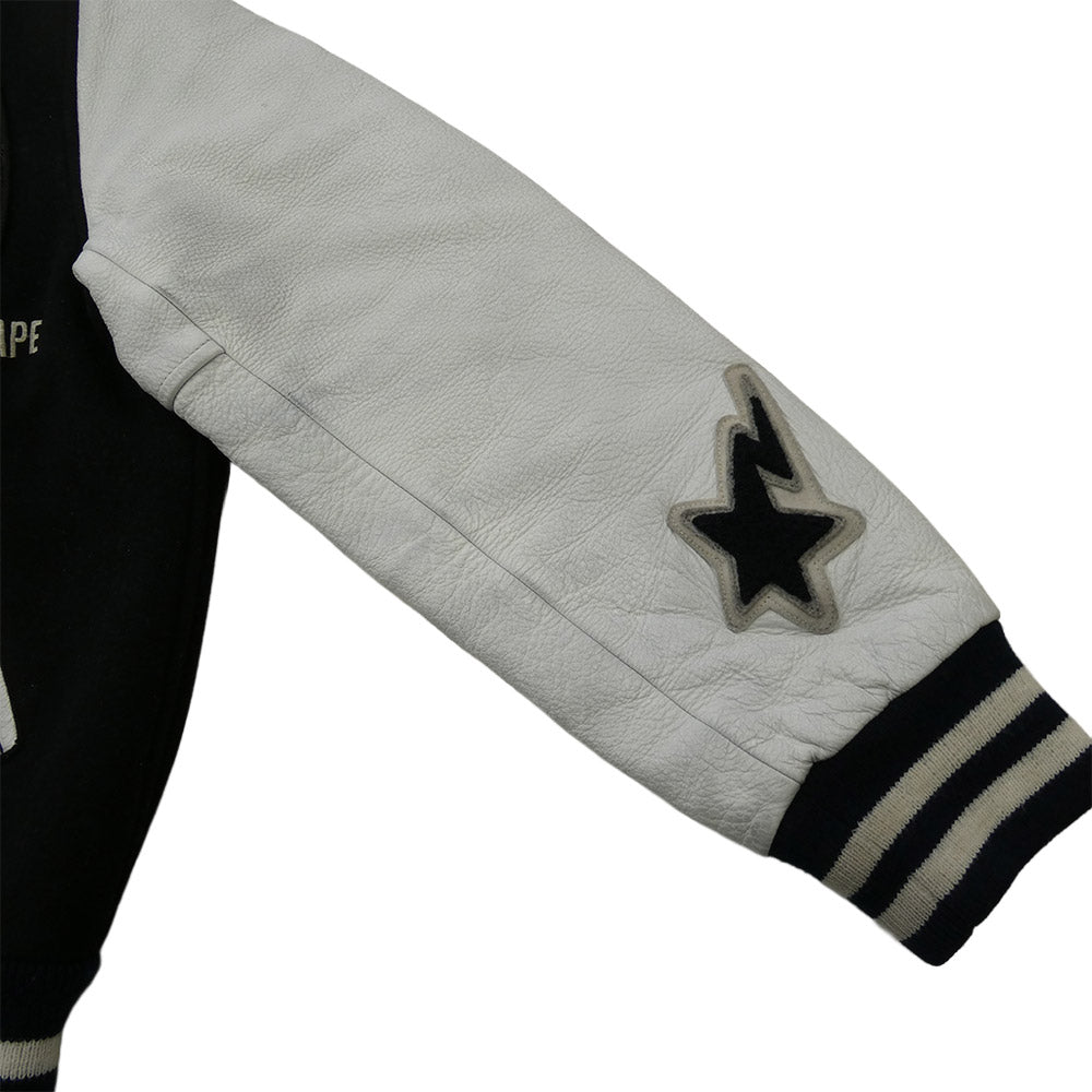 A BATHING APE アベイシングエイプ Cowhide Varsity jacket 牛革 袖 レザー BAPSTA B ワッペン スタジャン バーシティジャケット ブラック ブラック系 L【中古】