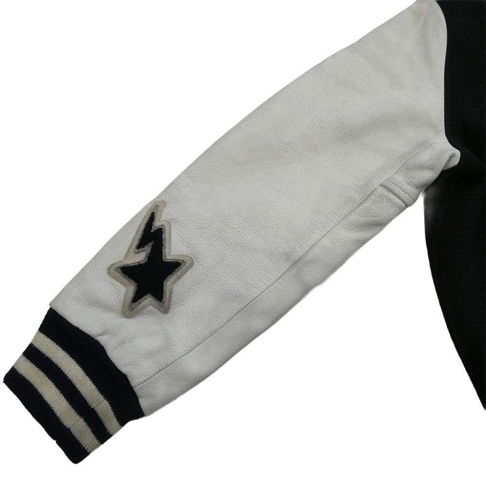 A BATHING APE アベイシングエイプ Cowhide Varsity jacket 牛革 袖 レザー BAPSTA B ワッペン スタジャン バーシティジャケット ブラック ブラック系 L【中古】