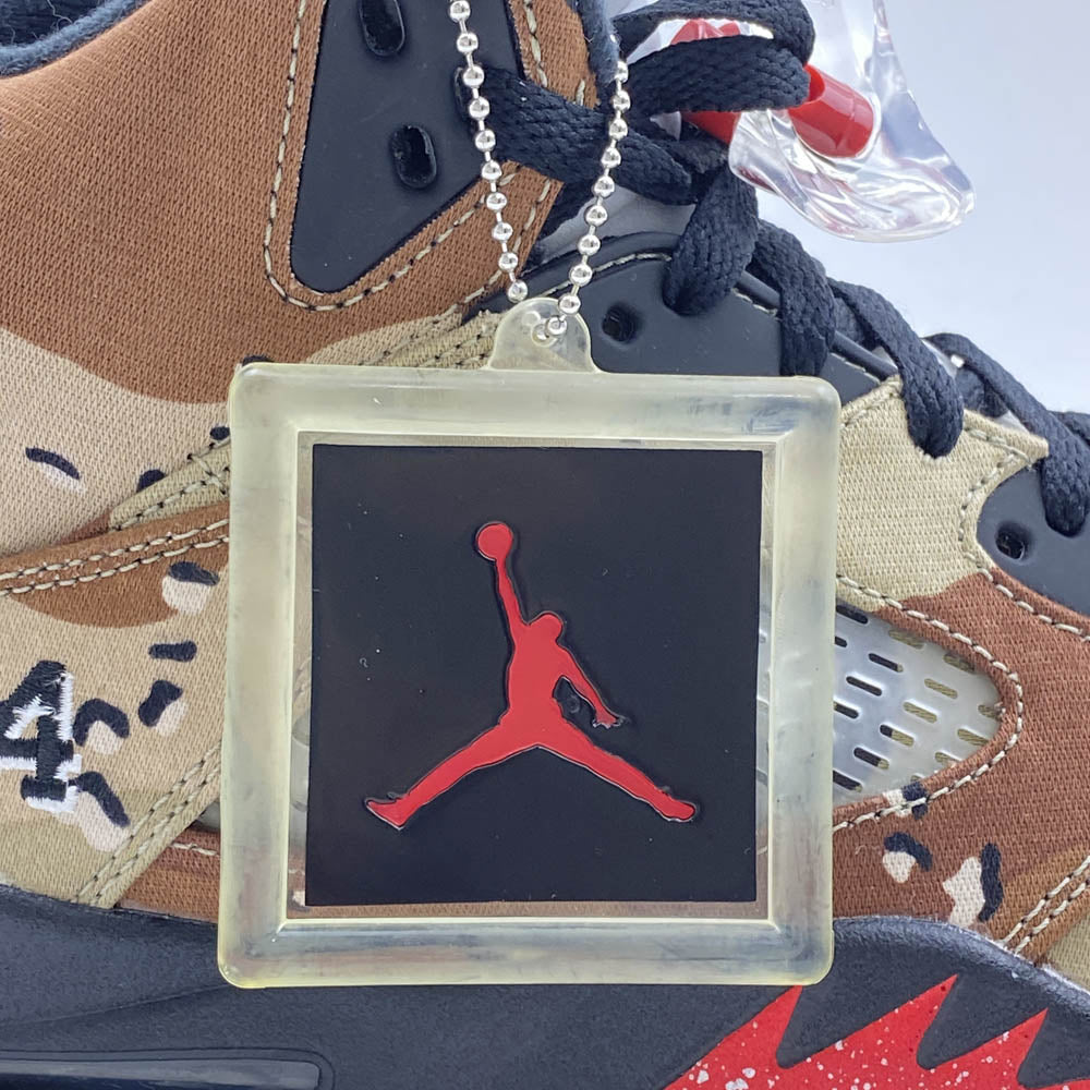 Supreme シュプリーム 824371-201 Air Jordan 5 Retro Desert Camo エアジョーダン 5 レトロ デザート カモ ハイカット スニーカー ベージュ系 ブラウン系 27cm【美品】【中古】