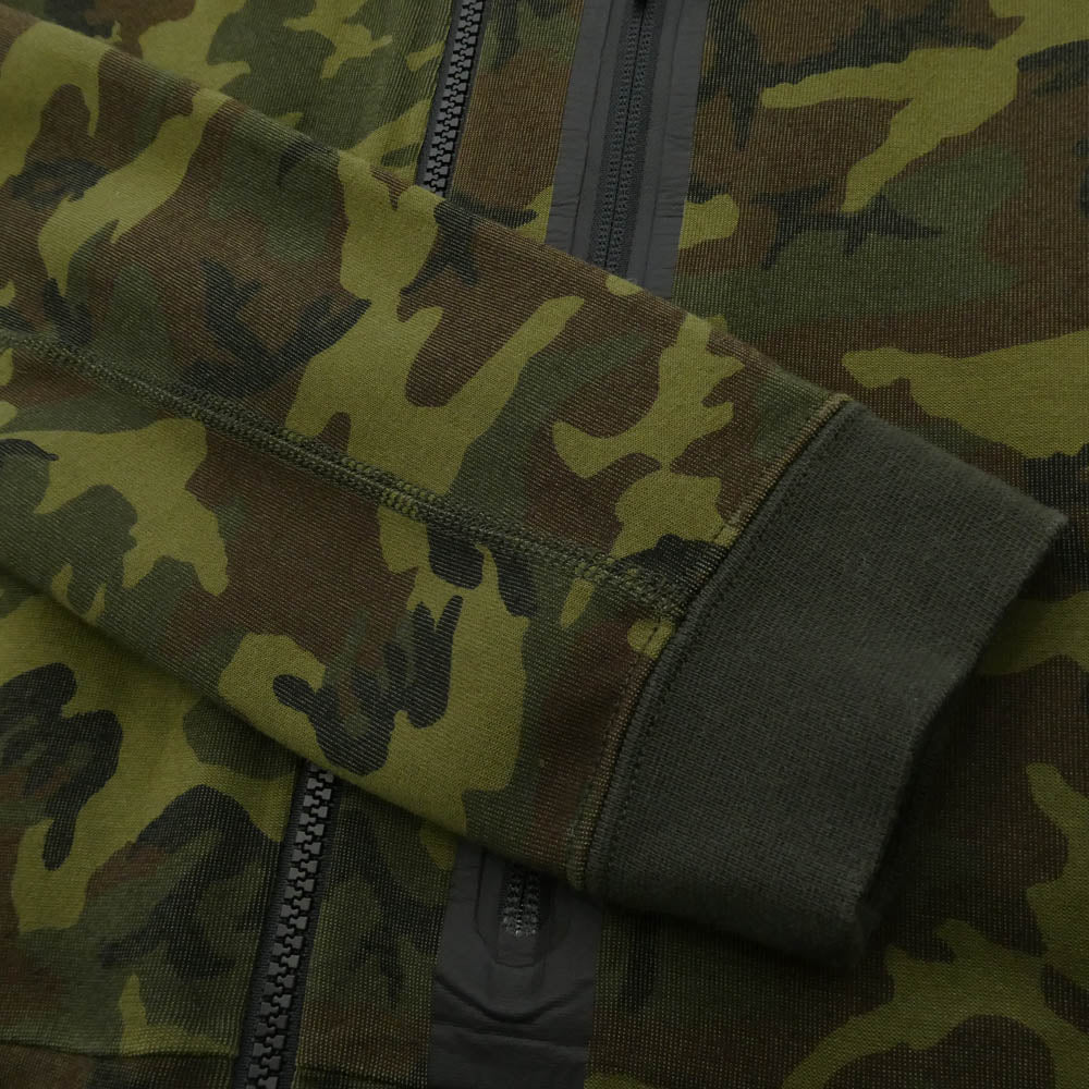 NIKE ナイキ 678951-355/682853-355 TECH FLEECE テックフリース ジャケット ジョガーパンツ セットアップ カモフラージュ系 L / XL【中古】