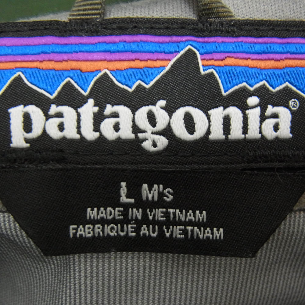 patagonia パタゴニア 24AW 85241 Torrentshell 3L Rain jacket ナイロン マウンテン パーカー カーキ系 L【中古】