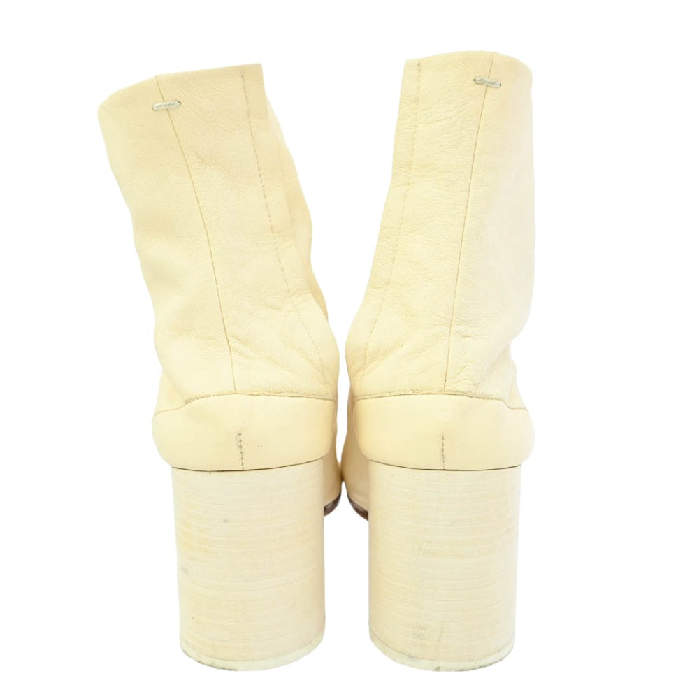 MAISON MARGIELA メゾンマルジェラ S58WU0260 22ライン Tabi 足袋 タビ ヒール ブーツ レザー ブーツ オフホワイト系 39【中古】