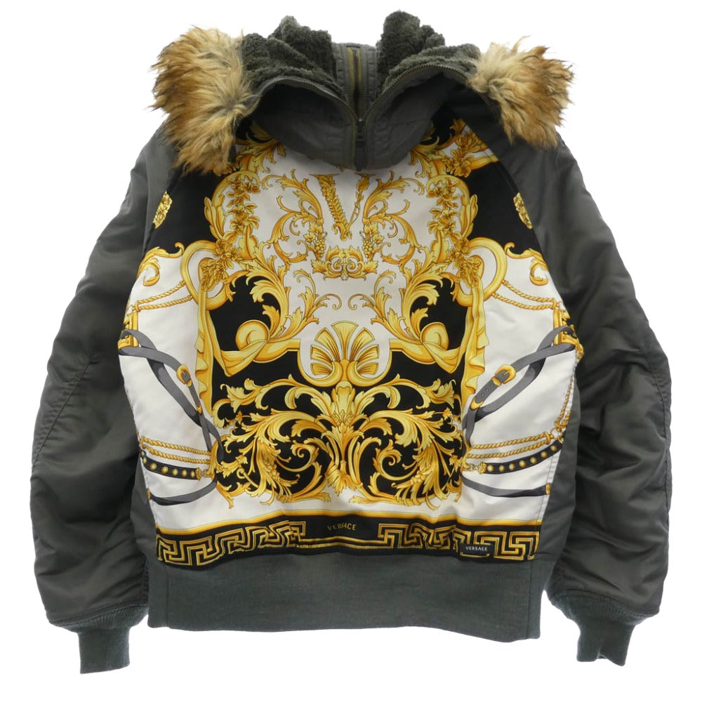 JUNYA WATANABE COMME des GARCONS ジュンヤワタナベコムデギャルソン VERSACE ヴェルサーチ JH-J031 Versace ヴェルサーチ N-2B フライト ジャケット カーキ系 XS【中古】