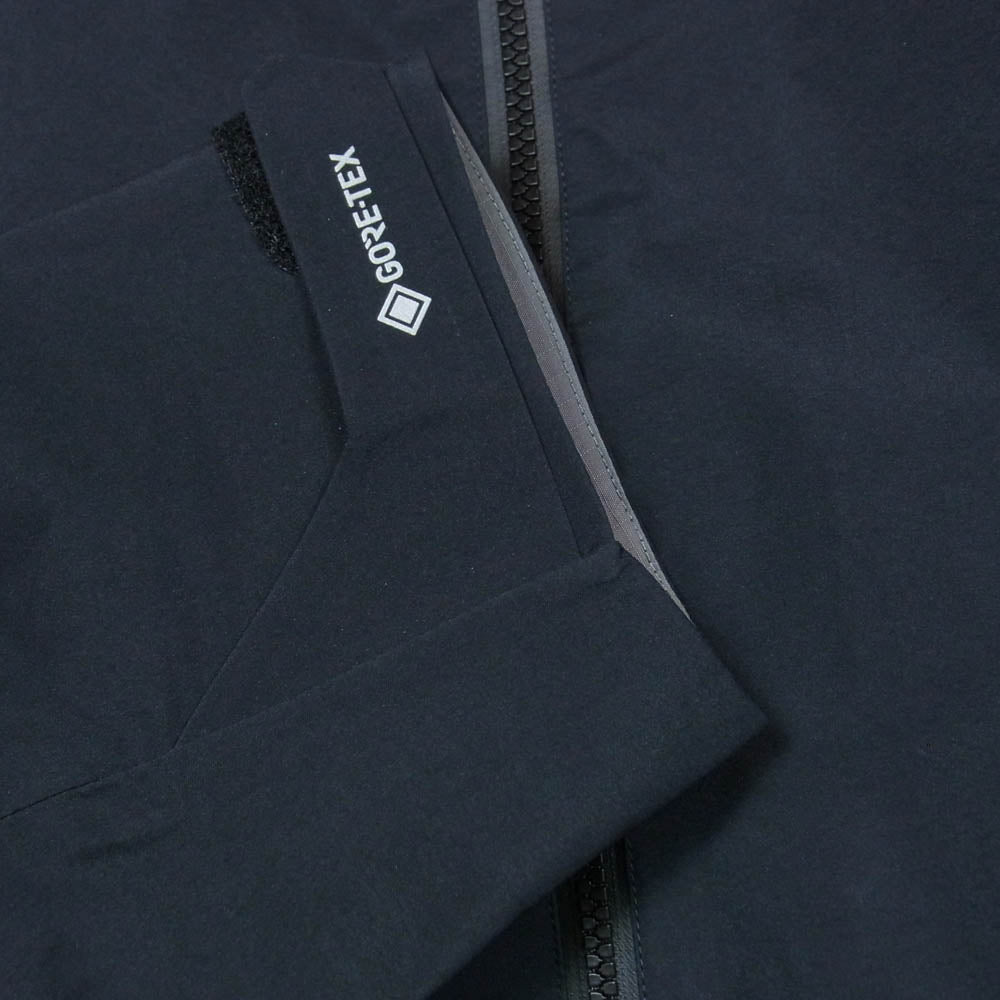 TILAK ティラック storm 23 M caviar black ストーム マウンテンパーカー シェル ジャケット ブラック系 M【極上美品】【中古】
