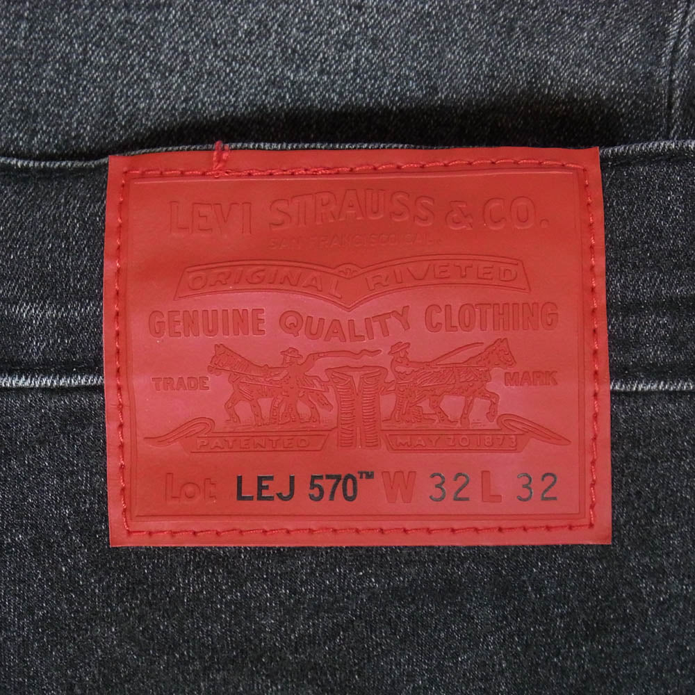 Levi's リーバイス LEJ570 PREMIUM ENGINEERED JEANS バギー テーパード エンジニアド ブラックデニム パンツ ブラック系 32【中古】