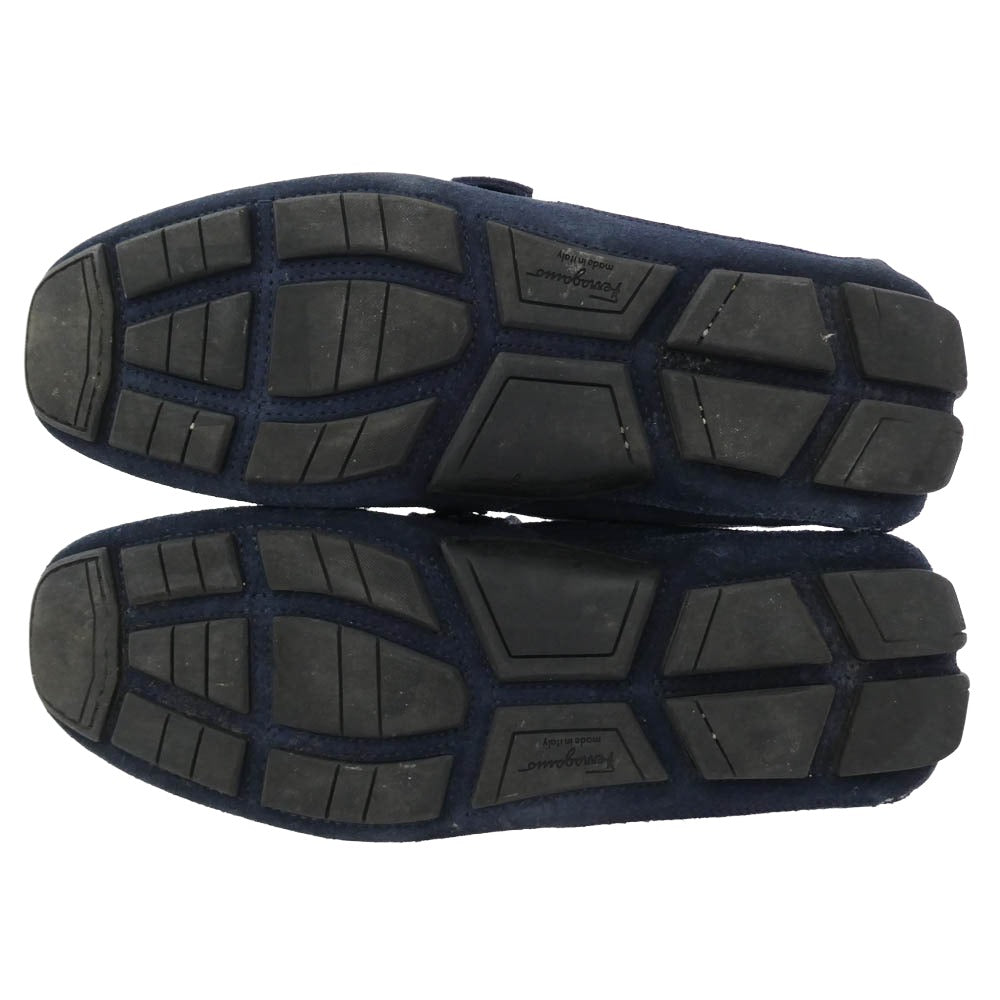 Salvatore Ferragamo サルヴァトーレフェラガモ ガンチーニストラップ スエード ドライビング シューズ ネイビー系 7.5EE【中古】