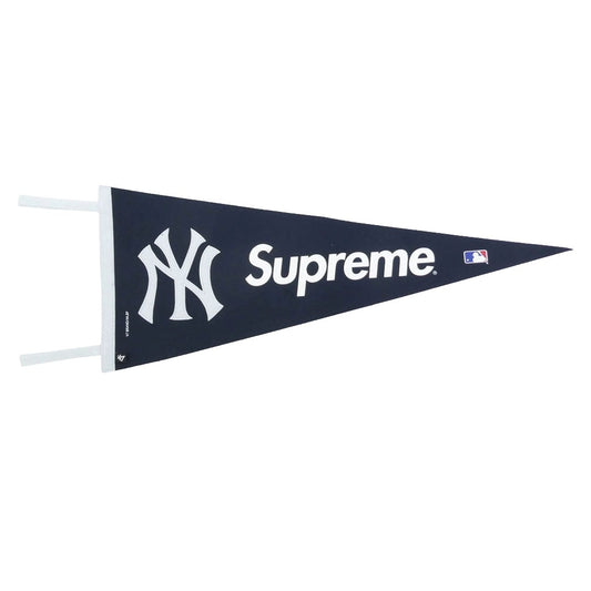 Supreme シュプリーム 15SS New York Yankees Pennant MLB ニューヨーク ヤンキース フェルト ペナント ネイビー系【新古品】【未使用】【中古】