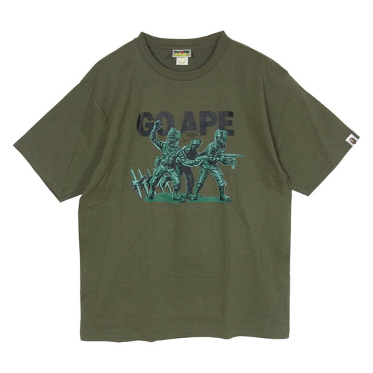 A BATHING APE アベイシングエイプ GO APE ゴーエイプ 兵隊プリント クルーネック 半袖 Tシャツ カーキ系 L【中古】