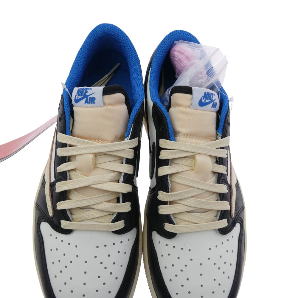 NIKE AIR JORDAN ナイキ ジョーダン DM7866-140 【フェイクバスターズ鑑定済】Travis Scott × fragment design Jordan 1 Low OG SP Military Blue トラヴィススコット × フラグメントデザイン エアジョーダン1 スニーカー ホワイト系 ブルー系 ブラック系 26cm【新古品】【未使用】【中古】