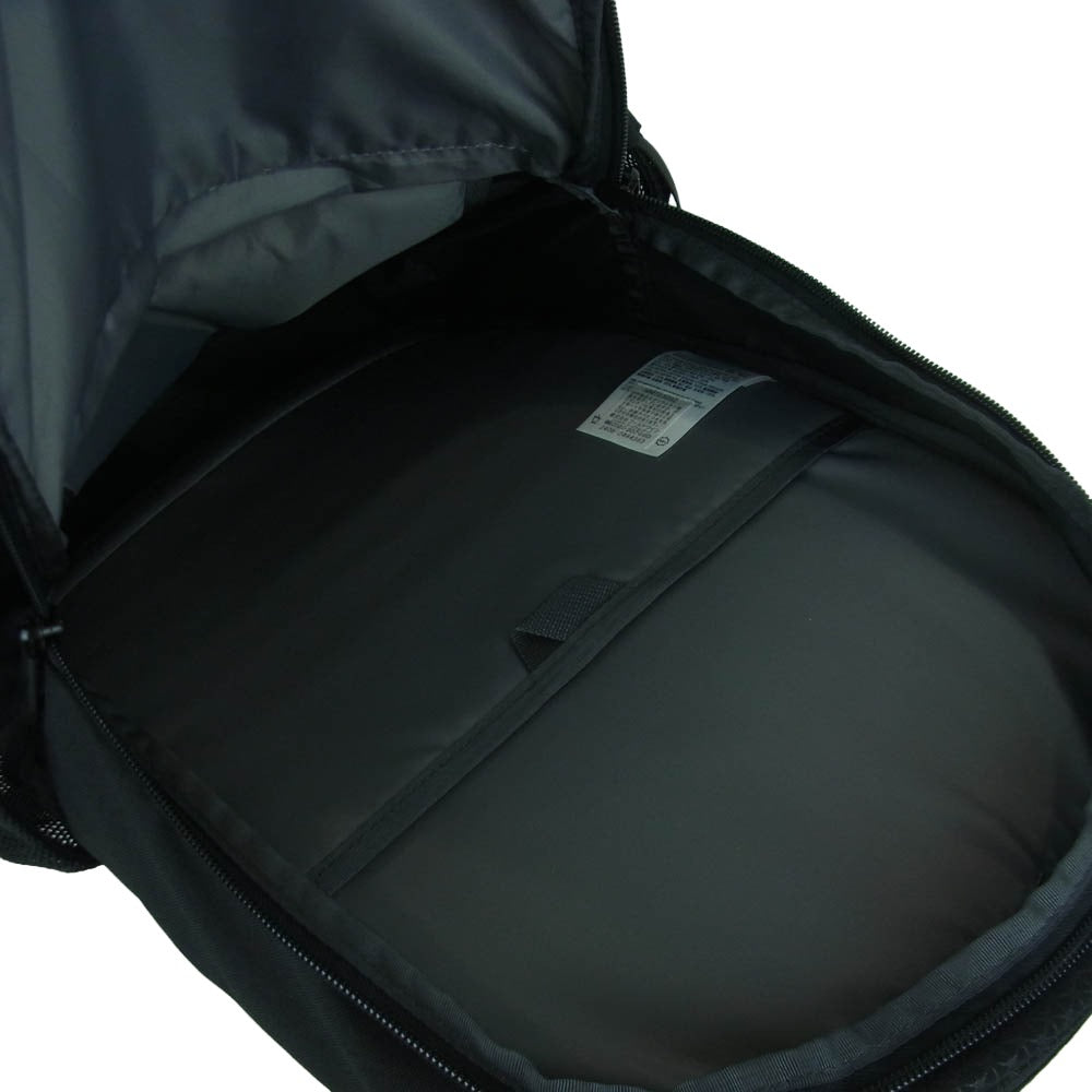 THE NORTH FACE ノースフェイス NM72309Z VAULT リュック バックパック ベトナム製 ブラック系【中古】