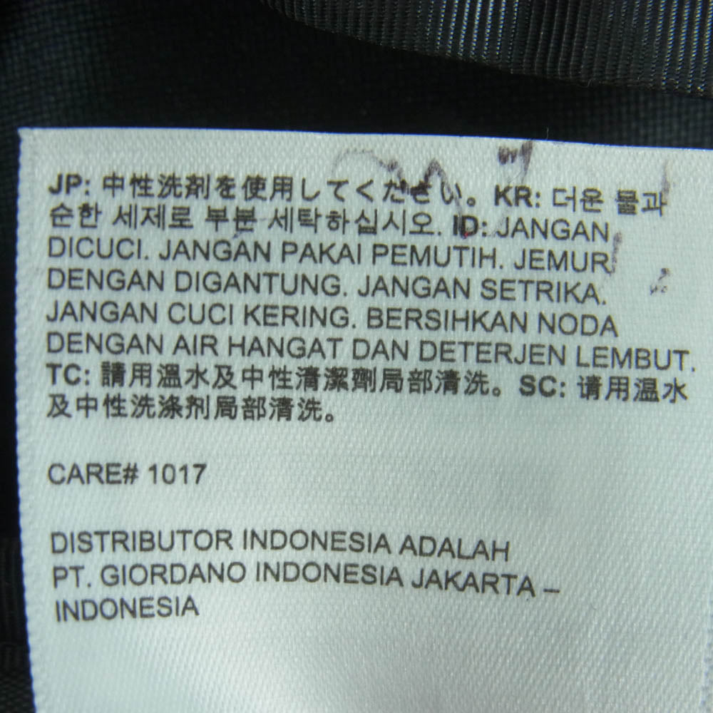 THE NORTH FACE ノースフェイス NM72309Z VAULT リュック バックパック ベトナム製 ブラック系【中古】