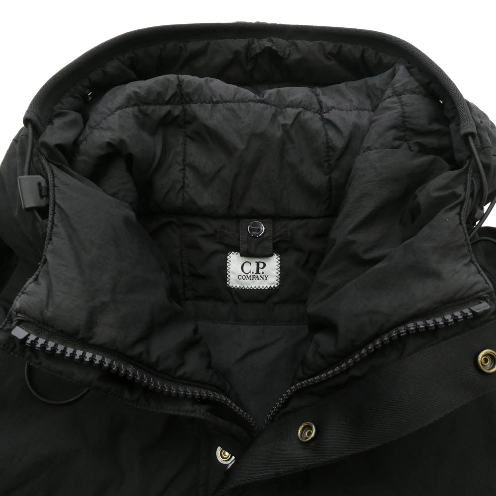 C.P.Company シーピーカンパニー 25AW 19CMOW010A Chrome-R Goggle Jacket ドローコード付き ダブルジップ ゴーグル 中綿 ジャケット ブラック系 L【中古】