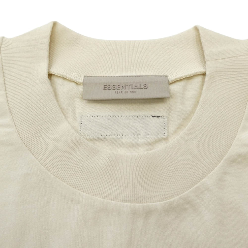 FEAR OF GOD フィアオブゴッド 22AW 125SU222000F ESSENTIALS embossed-logo cotton T-shirt Egg Shell エッセンシャルズ ロゴ コットン Tシャツ ベージュ系 XL【新古品】【未使用】【中古】