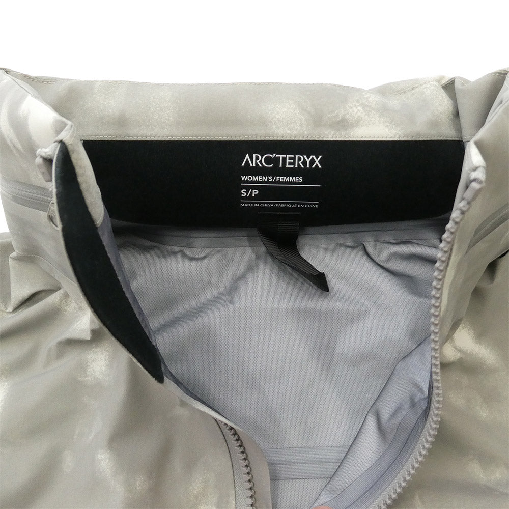 ARC'TERYX アークテリクス 29144 Olena Komorebi Cropped Jacket Women's GORE-TEX ゴアテックス ウィメンズ オレナ コモレビ クロップ ジャケット グレー系 S【極上美品】【中古】