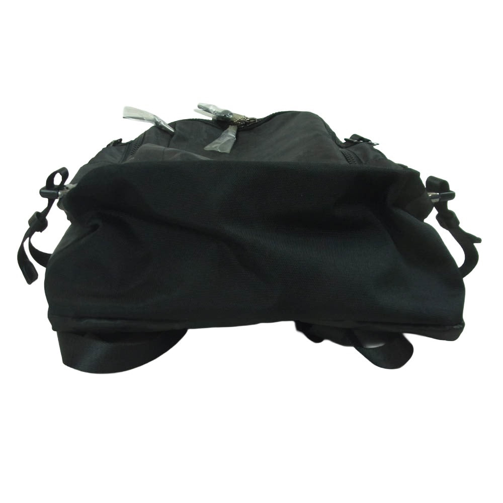マキャベリック 3106-10119 SIERRA SUPERIORITY BUCKLER BACKPACK DEGITALCAMO リュック バックパック デジタルカモ ブラック系【新古品】【未使用】【中古】