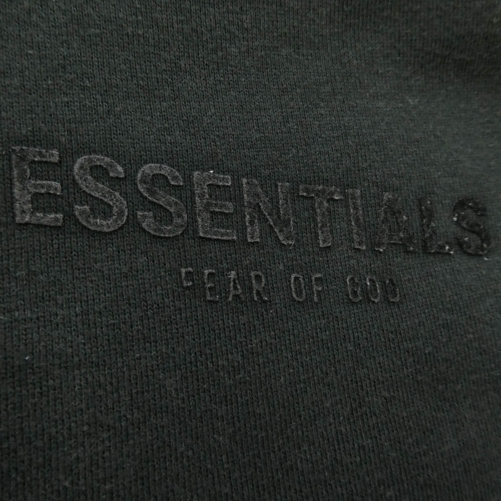 FEAR OF GOD フィアオブゴッド ESSENTIALS スウェットシャツ パーカー プルオーバー ブラック系 M【中古】