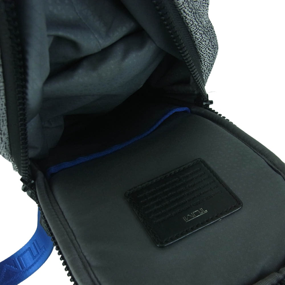 TUMI トゥミ TAHOE タホ スリング ボディ バッグ グレー系【中古】