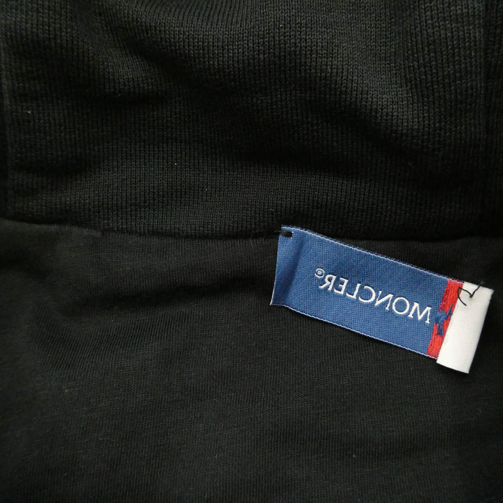 MONCLER モンクレール H10918G00009 809KR モンクレールジャパンタグ MAGLIA CON CAPPUCCIO マグリア コン カプチーオ ダウン切替 ジップアップ パーカー フーディ ブラック系 L【中古】
