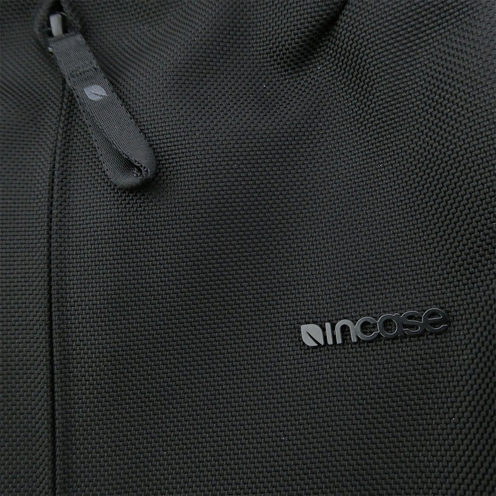 インケース Tracks Backpack 25L リュック バックパック ブラック系【極上美品】【中古】