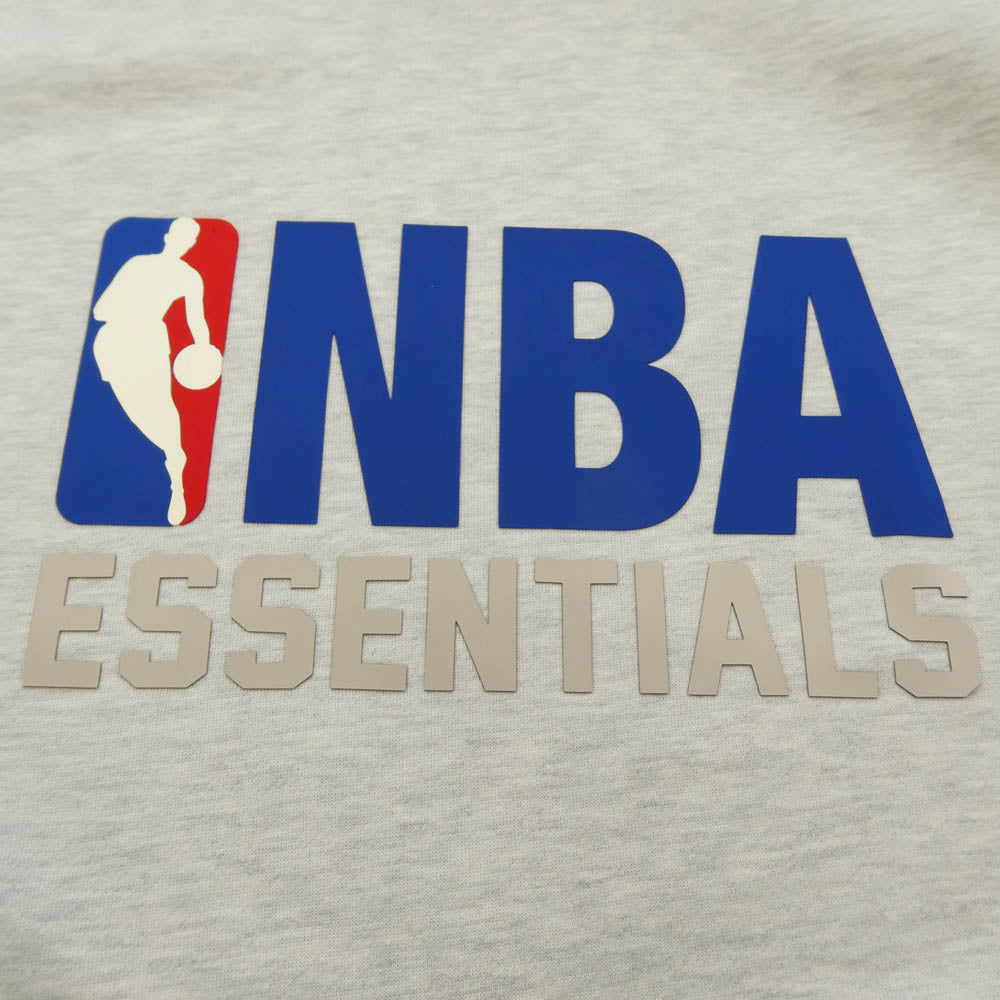 FEAR OF GOD フィアオブゴッド ESSENTIALS エッセンシャルズ × NBA パーカー フーディー ホワイト系 S【中古】
