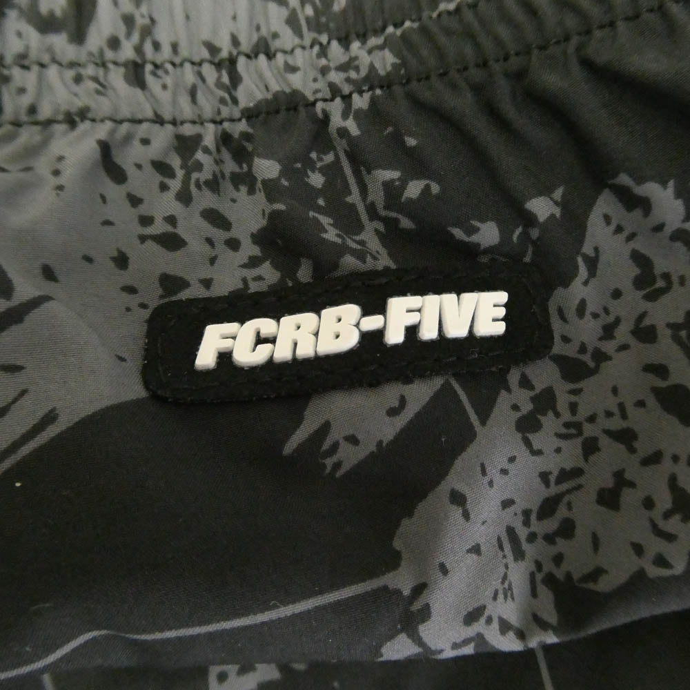 NIKE ナイキ 15AW 789527-012 × F.C.Real Bristol レアルブリストル FIVE WARM UP SHORTS ラバーワッペン 総柄 ナイロン ショーツ ハーフパンツ ブラック系 グレー系 S【中古】
