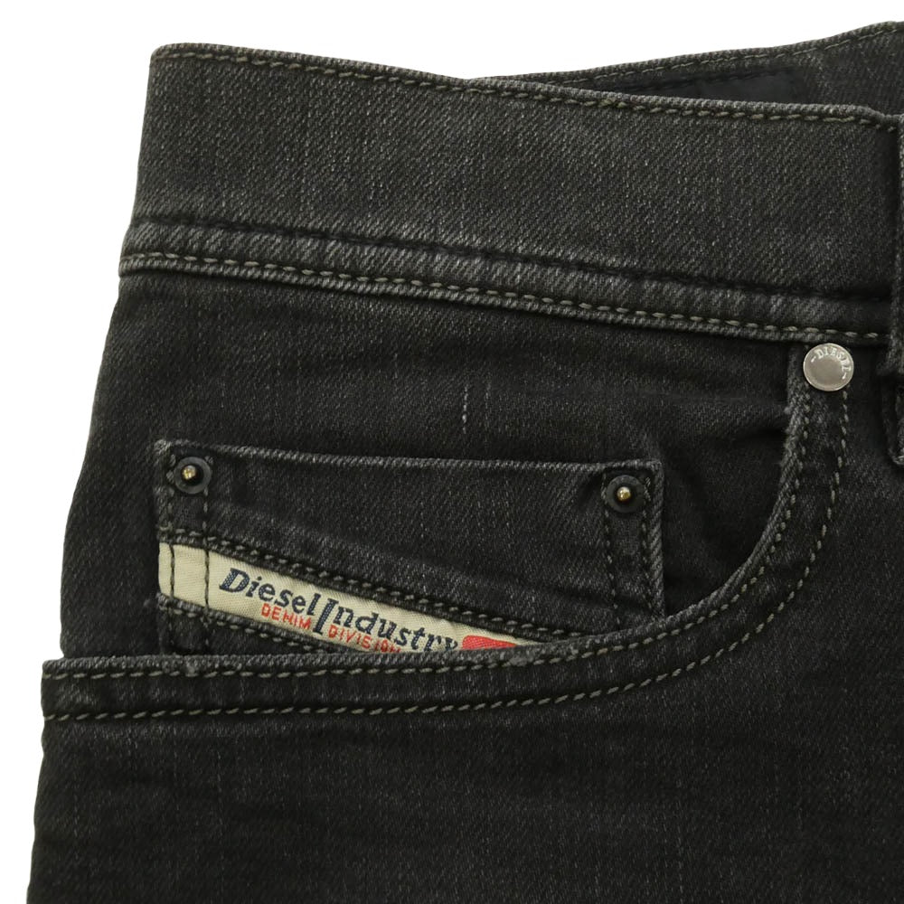 DIESEL ディーゼル TEPPHAR WASH0803E STRETCH SLIM-CARROT ストレッチ コーティング加工 ボタンフライ スキニーデニム ブラック系 31【中古】