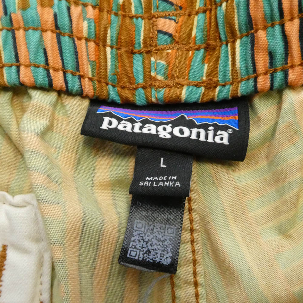 patagonia パタゴニア 25SS 57145 M's Funhoggers Shorts メンズ ファンホッガーズ ショーツ ハーフ ショート パンツ 6インチ グリーン系 L【中古】