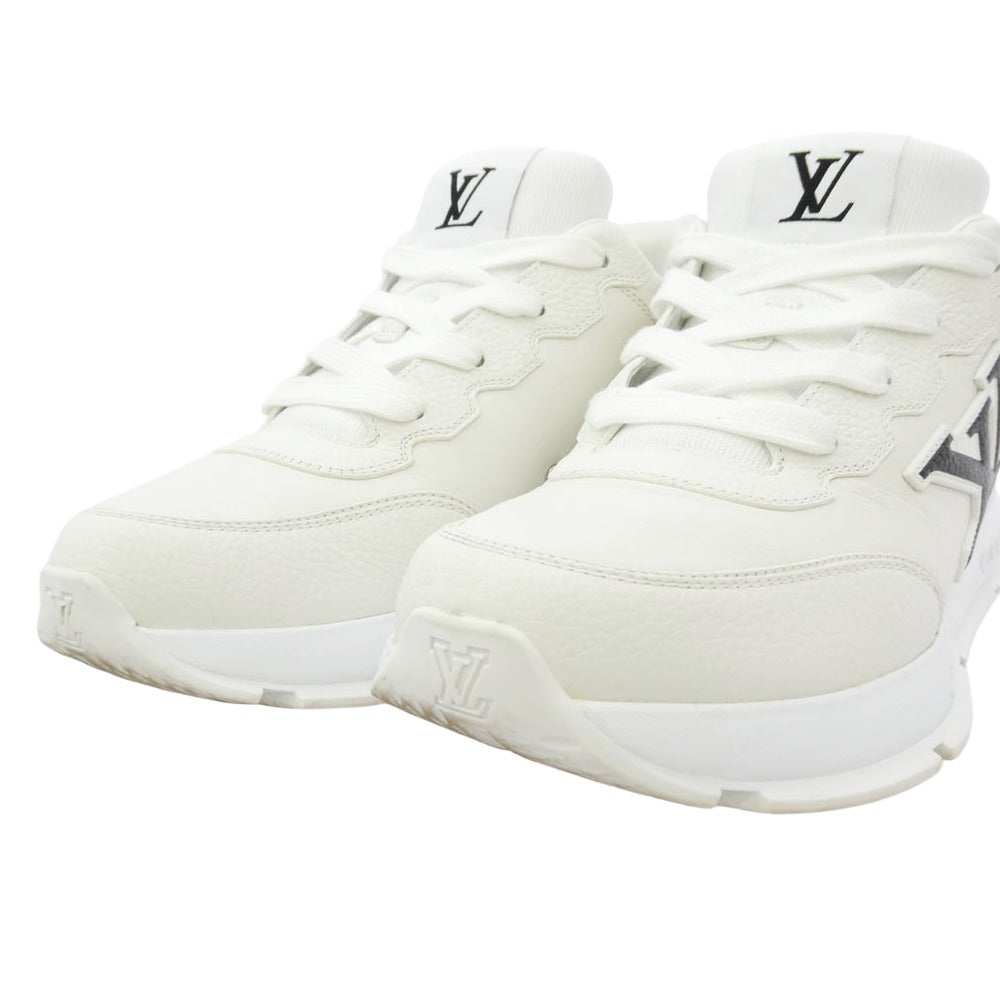 LOUIS VUITTON ルイ・ヴィトン 25AW 1AHSTF LV クラッシック スニーカー LVロゴ ローカットスニーカー ホワイト系 7【中古】
