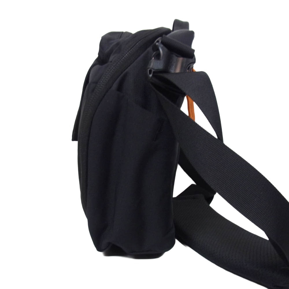 MYSTERY RANCH ミステリーランチ DISTRICT PRO ディストリクトプロ ショルダーバッグ ブラック系【美品】【中古】