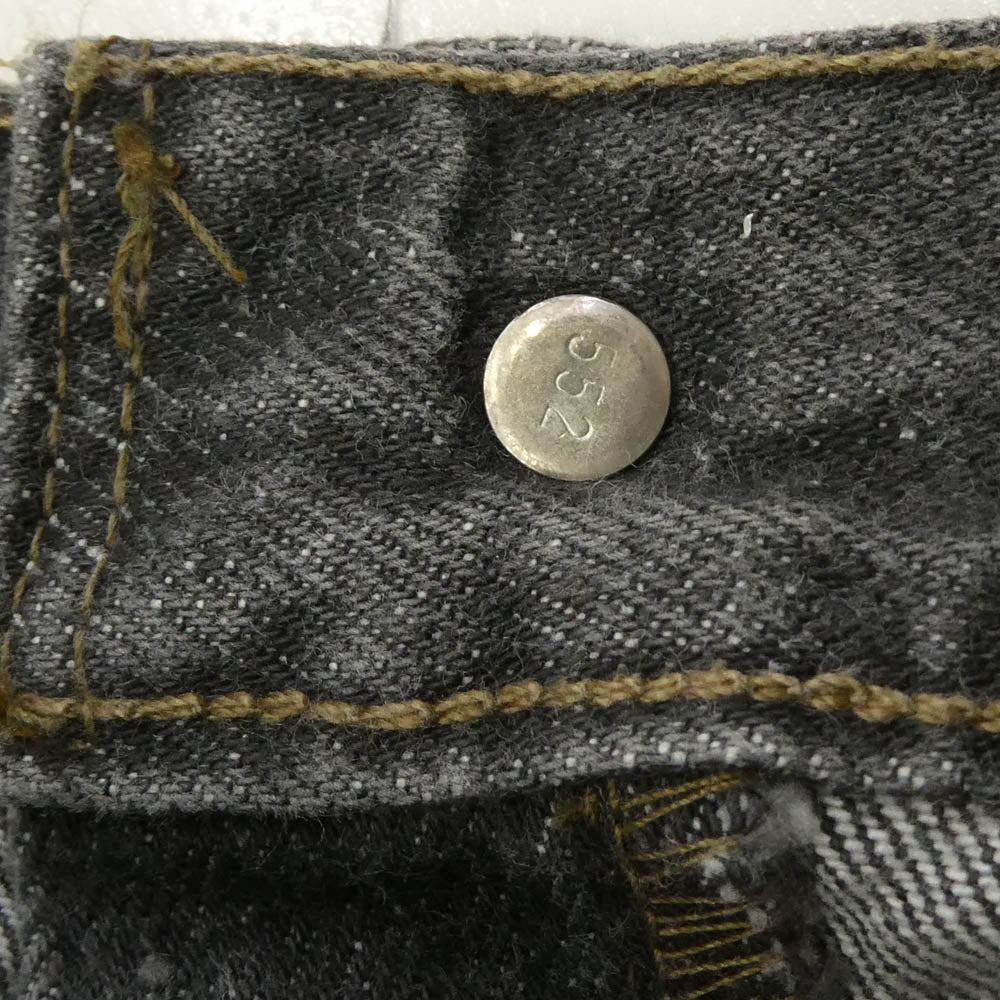 Levi's リーバイス 90s USA製 501 ボタン裏552 先染め ブラック ジーンズ デニムパンツ ブラック系 W33 L34【中古】