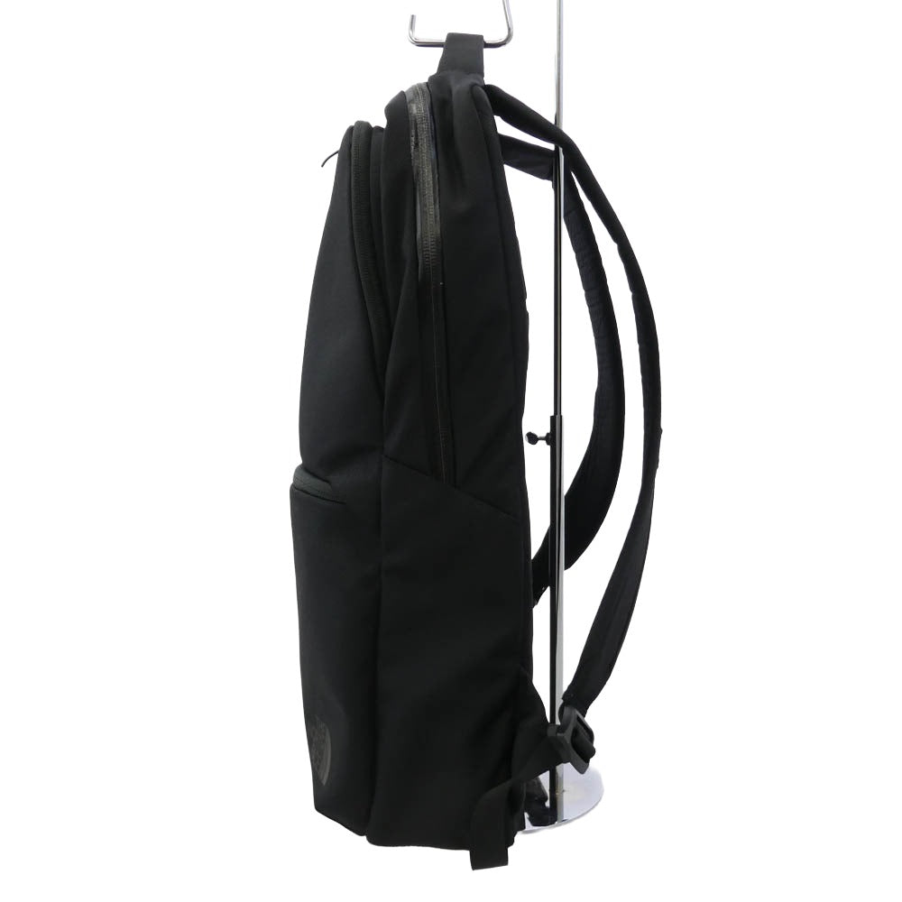 THE NORTH FACE ノースフェイス NM82330 Shuttle Daypack Slim シャトルデイパックスリム リュック バッグパック ブラック系【中古】