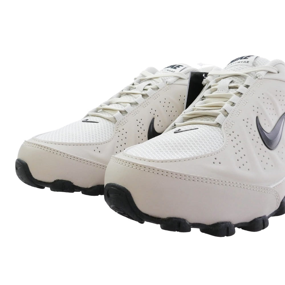 NIKE ナイキ IR5118-200 REAX 8 NSW SL リアックス スニーカー ベージュ系 ブラック系 26cm【美品】【中古】