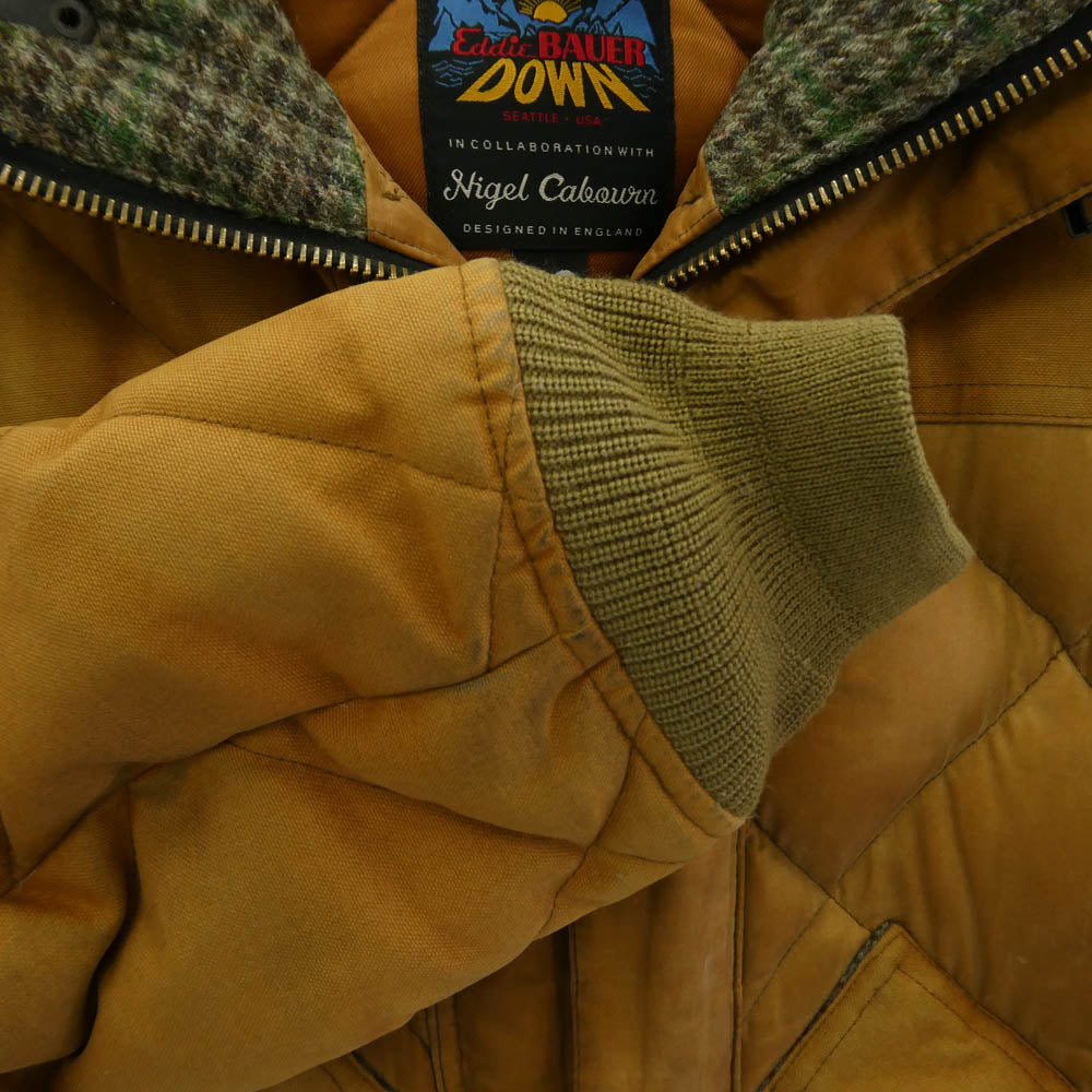 Nigel Cabourn ナイジェルケーボン 8021230050 × Eddie Bauer エディーバウアー GEDDES PARKER ドライワックスコーティング フード付き コヨーテ ファー付き ダウンジャケット 46 ライトブラウン系 46【中古】