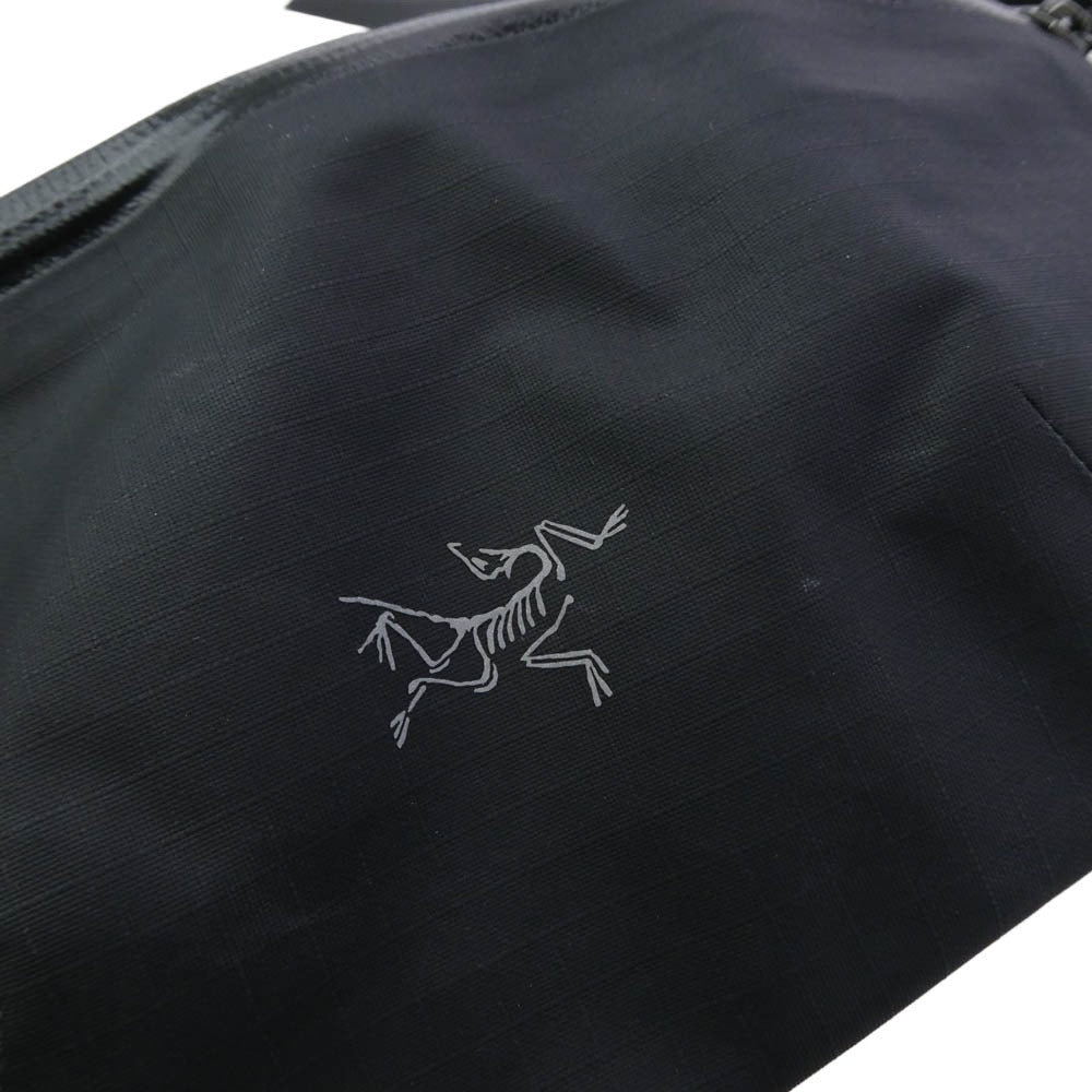 ARC'TERYX アークテリクス X000007015 Granville Crossbody Bag グランヴィル クロスボディ バッグ ウエストバッグ ショルダーバッグ ブラック系【新古品】【未使用】【中古】