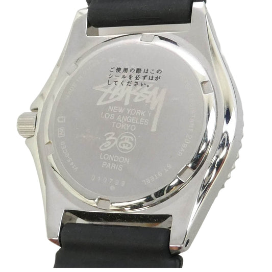 STUSSY ステューシー SEIKO セイコー V145-0CE0 × SEIKO セイコー 30周年記念モデル XXX Aqua Force アクアフォース ソーラー 腕時計 ブラック系 シルバー系【中古】