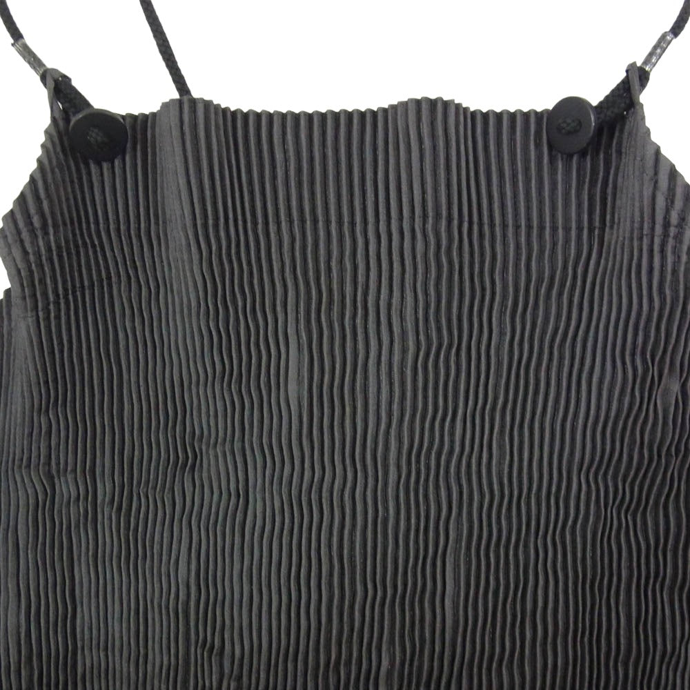 ISSEY MIYAKE イッセイミヤケ im product アイムプロダクト プリーツ加工 エプロン ブラック系 サイズ表記無【中古】