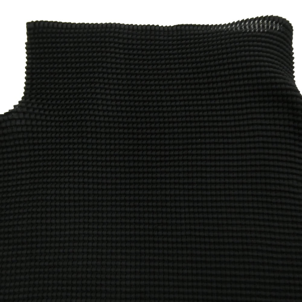ISSEY MIYAKE イッセイミヤケ MI31FJ141 me ミー ボックスプリーツ 総柄 ボトルネック カットソー 長袖 ブラック ブラック系 FREE【中古】